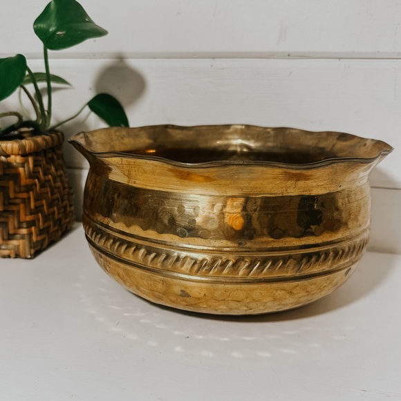 Vintage Hammered Brass Planter Flower Pot | Mid Century - Picture 1 of 6